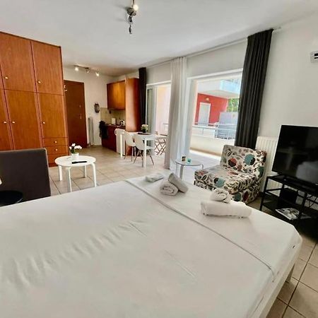 Modern Studio Large Veranda -Metro Station Suggrou Apartment เอเธนส์ ภายนอก รูปภาพ