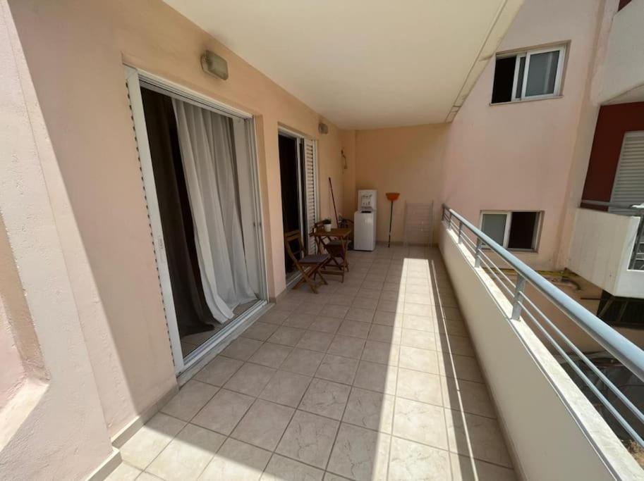 Modern Studio Large Veranda -Metro Station Suggrou Apartment เอเธนส์ ภายนอก รูปภาพ